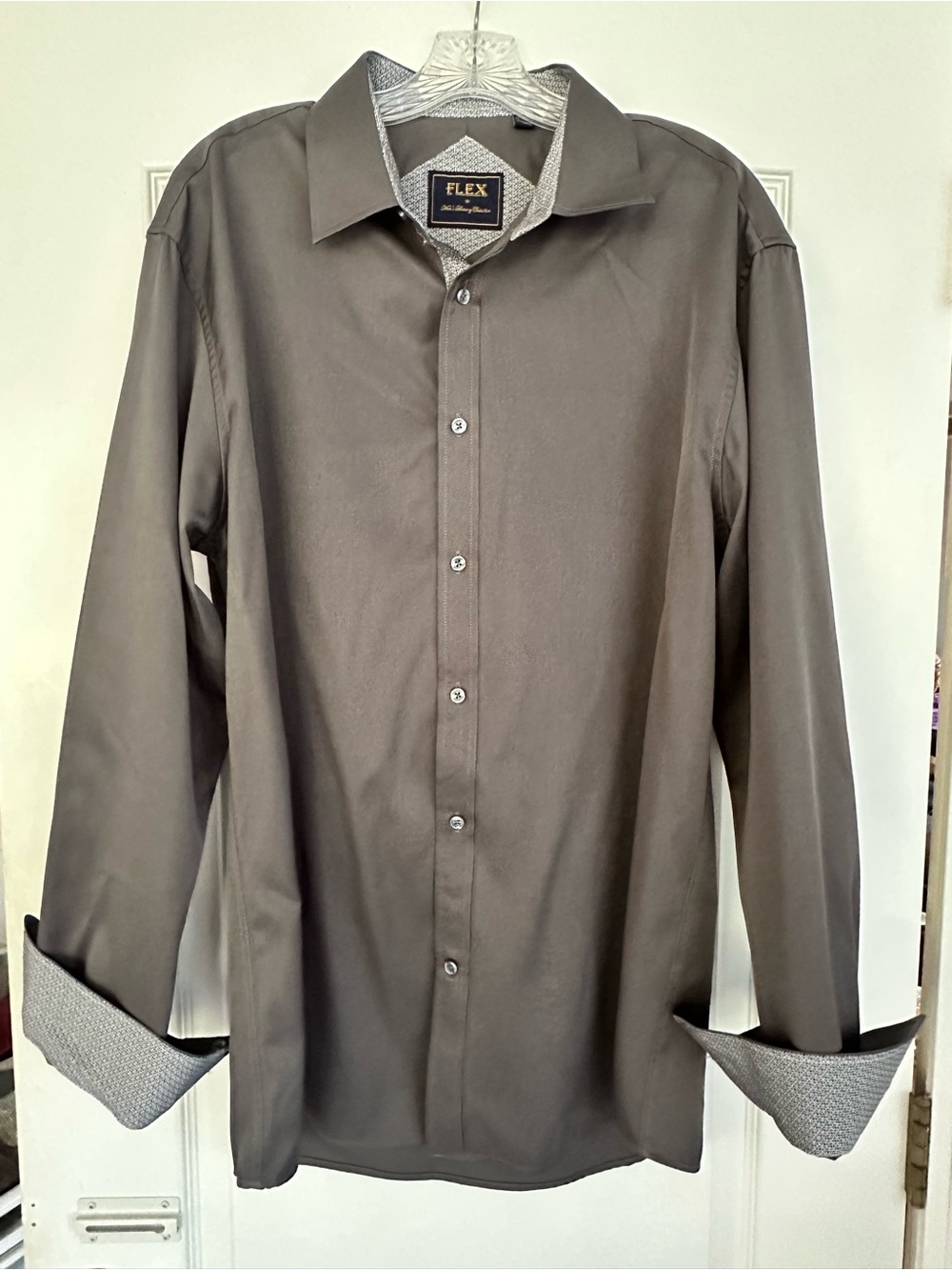 FLEX Men's Long-Sleeve Dress Shirt in Taupe Gray